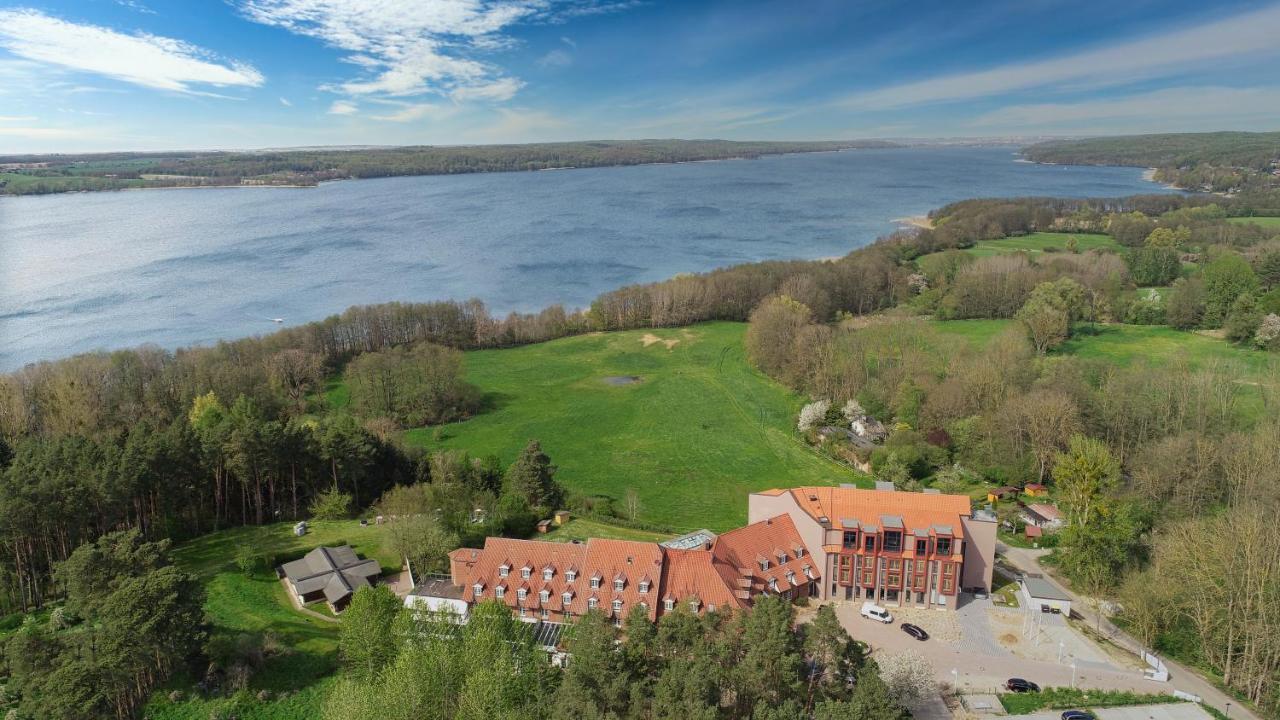 Hotel Bornmühle Groß Nemerow Exterior foto
